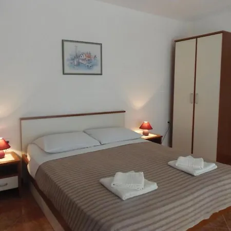 Apartament In With Sea View, Balcony, Air Conditioning, Wifi 4623-6 *