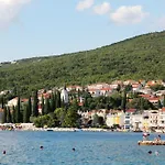 In With Sea View, Balcony, Air Conditioning, Wifi 4623-6 Lejlighed Dramalj