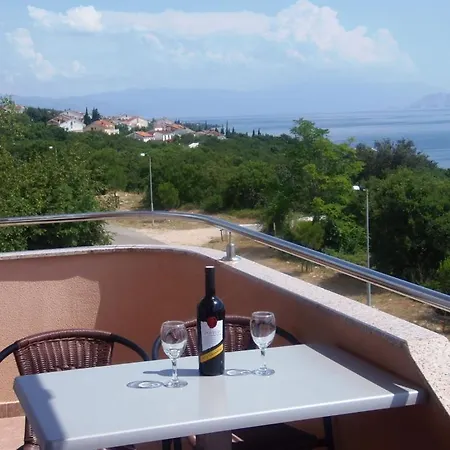 In With Sea View, Balcony, Air Conditioning, Wifi 4623-6 * Dramalj