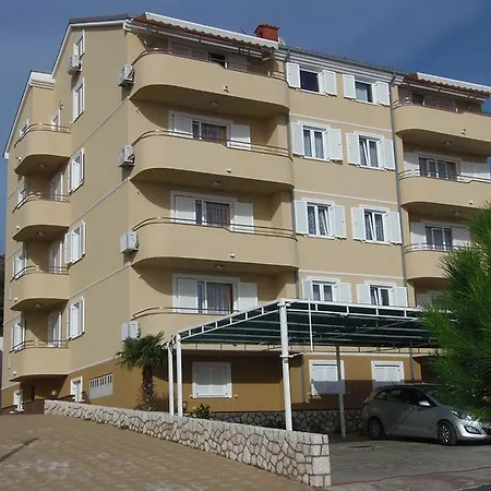 In With Sea View, Balcony, Air Conditioning, Wifi 4623-6 Lejlighed Dramalj